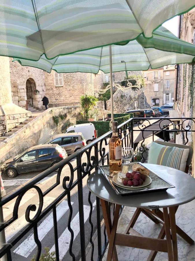 Market Antibes Ngoại thất bức ảnh