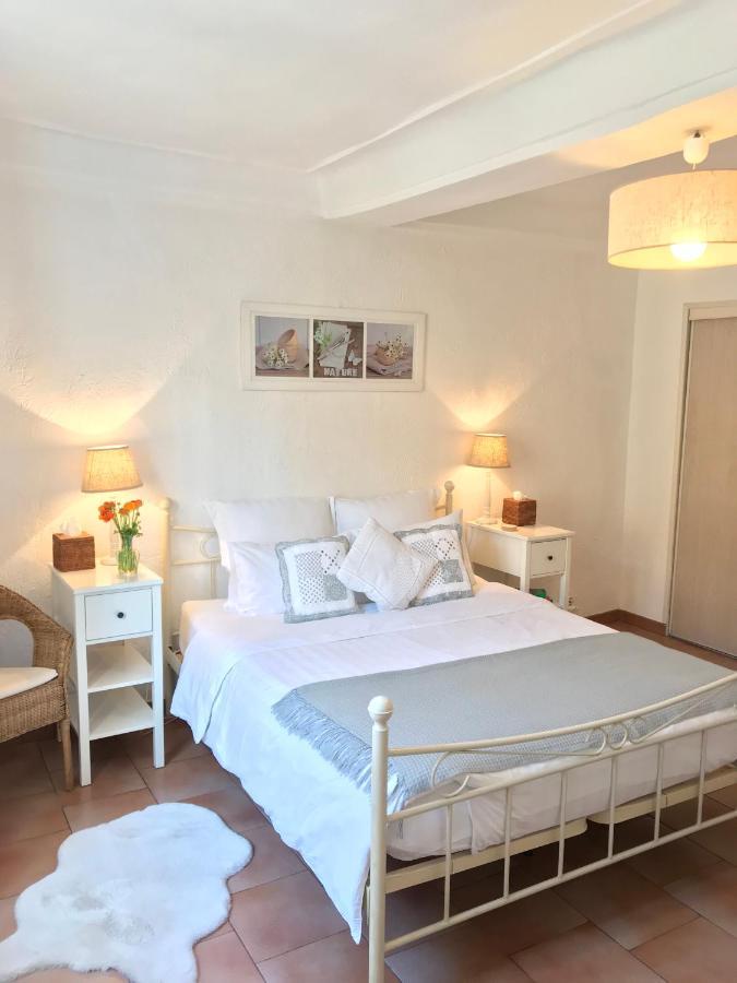Market Antibes Ngoại thất bức ảnh